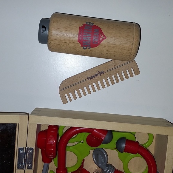 Repurposed Doctor Kit - Picture 5 of 5